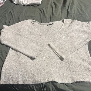 Boutique Women's Cream Sweater